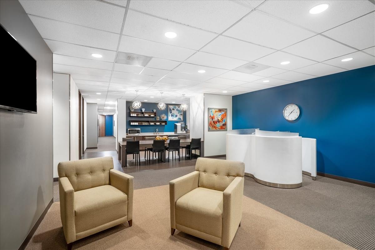 Mockingbird Towers, 1341 W Mockingbird Ln Office Space - Dallas