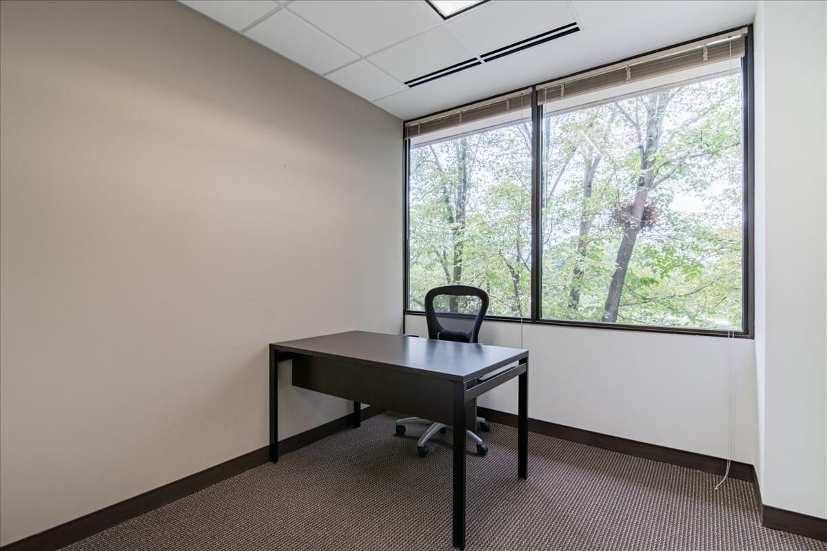 Holmes Corporate Center II, 1001 E 101st Terrace Office Space - Kansas City