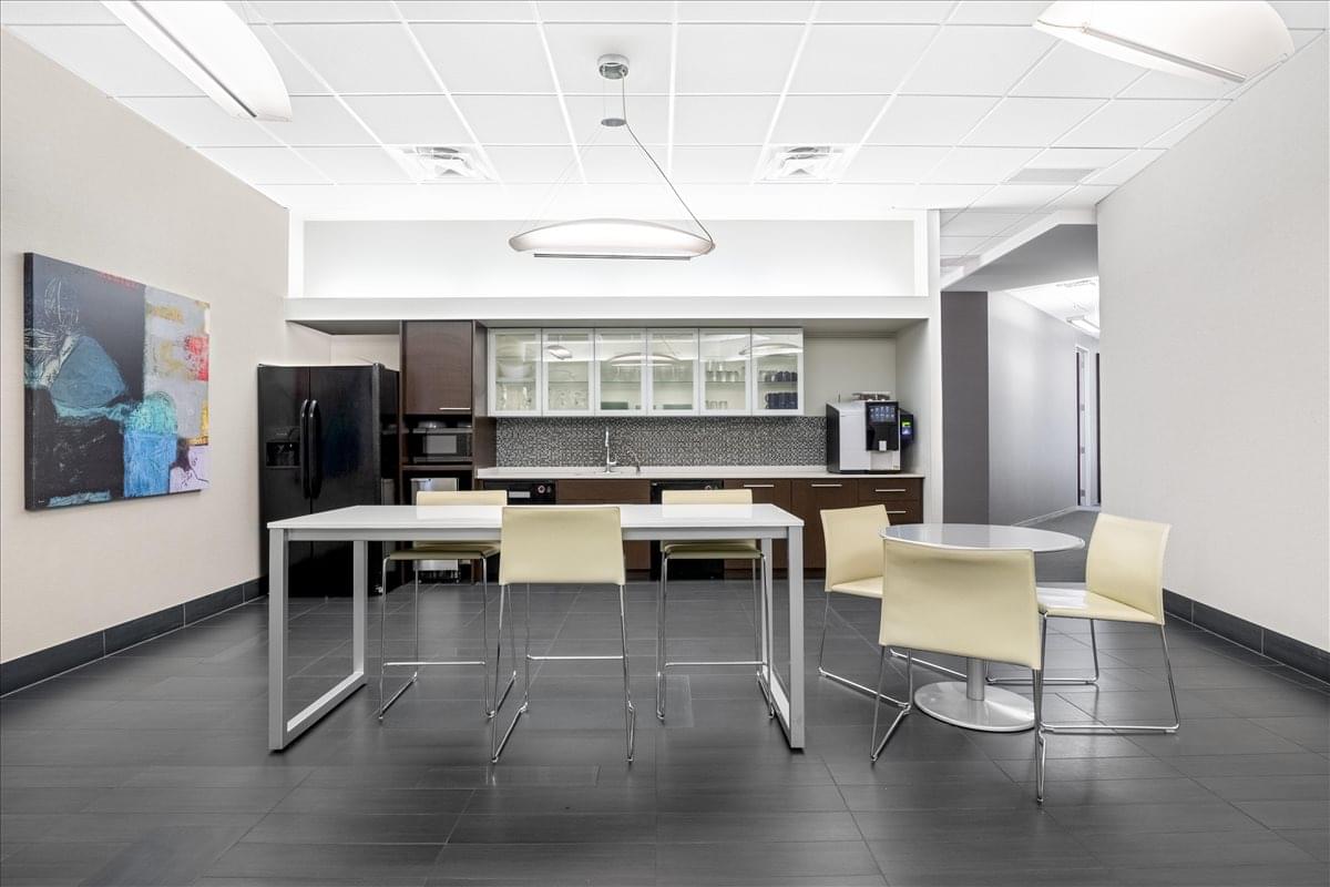 Concord Park, 401 E Sonterra Blvd Office Space - San Antonio