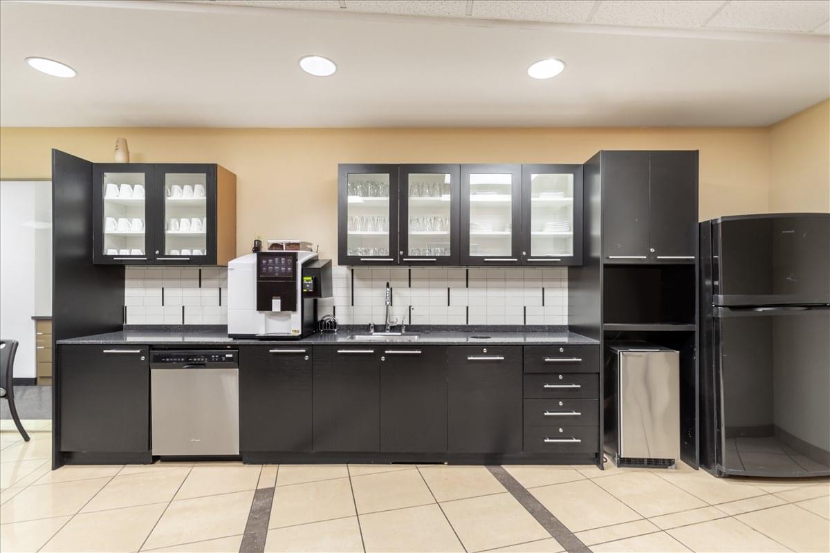 2300 West Sahara Avenue Office Images