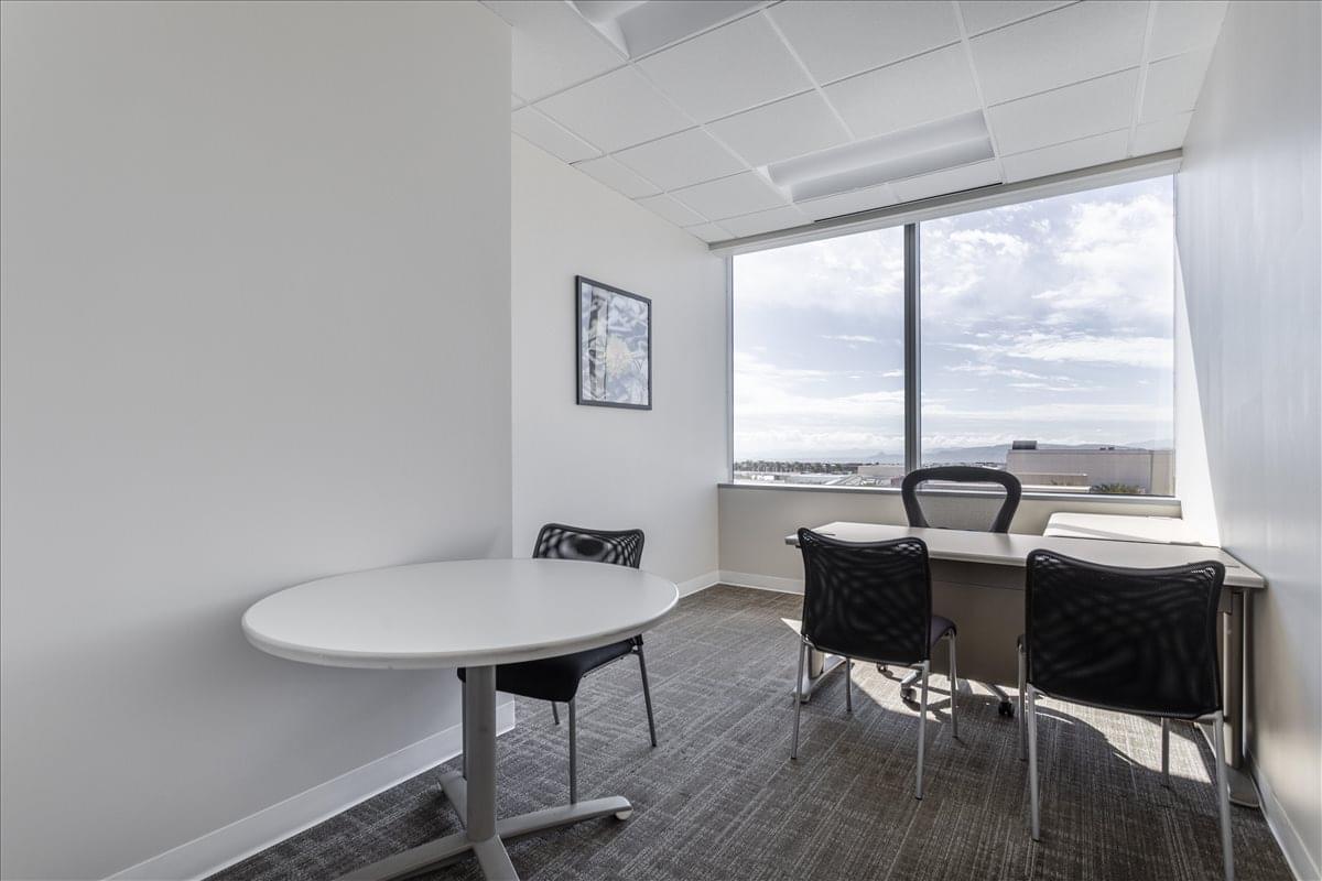 Downtown Summerlin, 1980 Festival Plaza Dr Office Space - Las Vegas