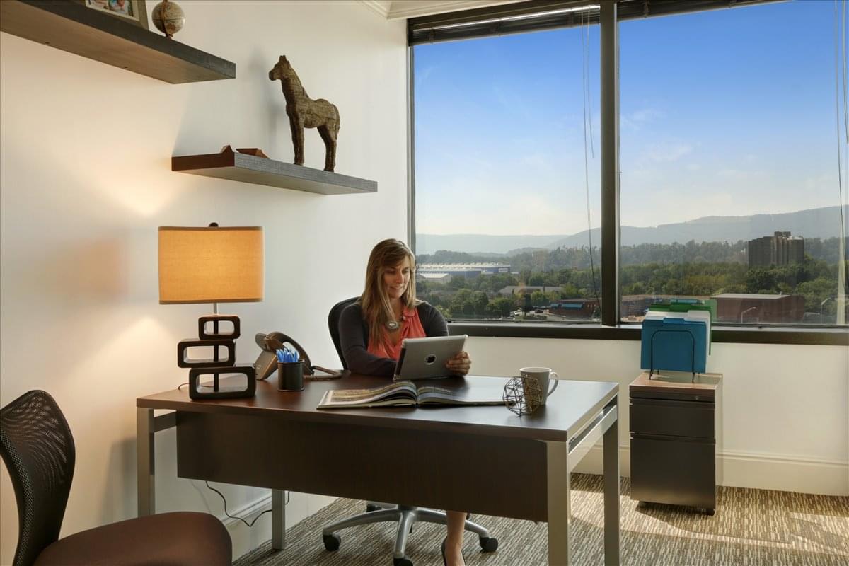 Tallan Financial Center, 200 E Martin Luther King Blvd Office Space - Chattanooga