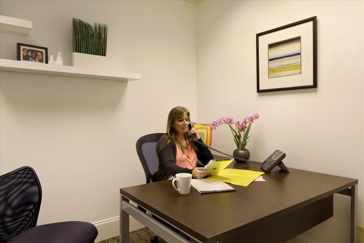 Tallan Financial Center, 200 E Martin Luther King Blvd Office Space - Chattanooga