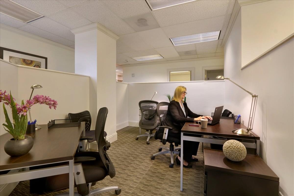 Tallan Financial Center, 200 E Martin Luther King Blvd Office Space - Chattanooga