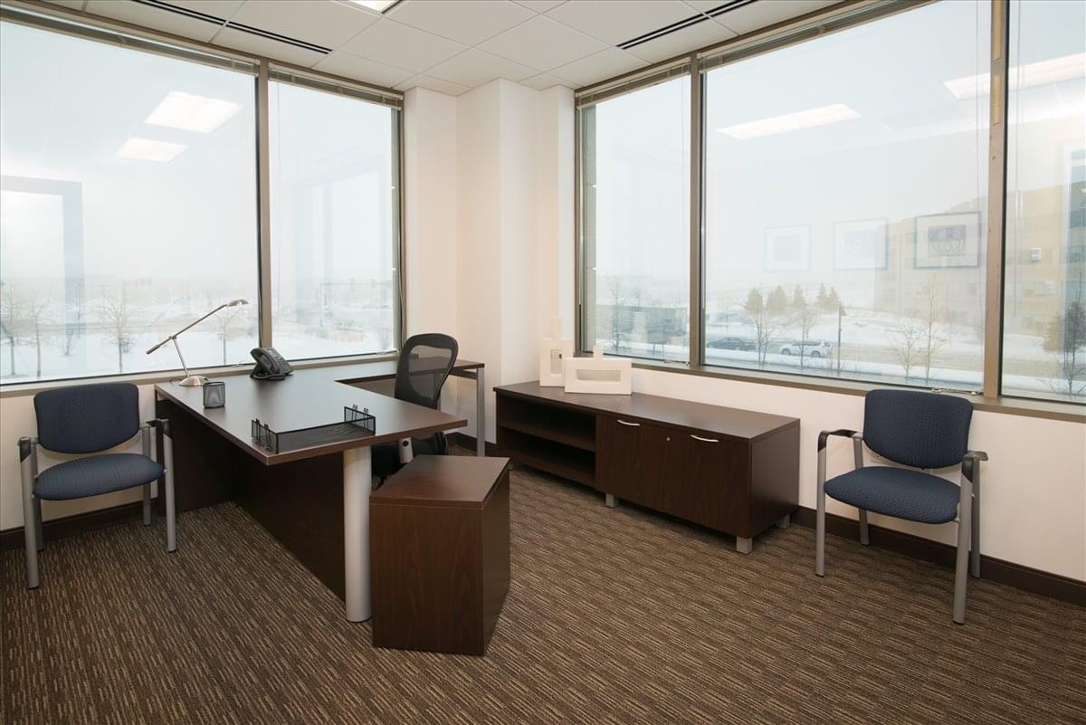 Prairie Glen Corporate Campus, 2700 Patriot Blvd Office Space - Glenview