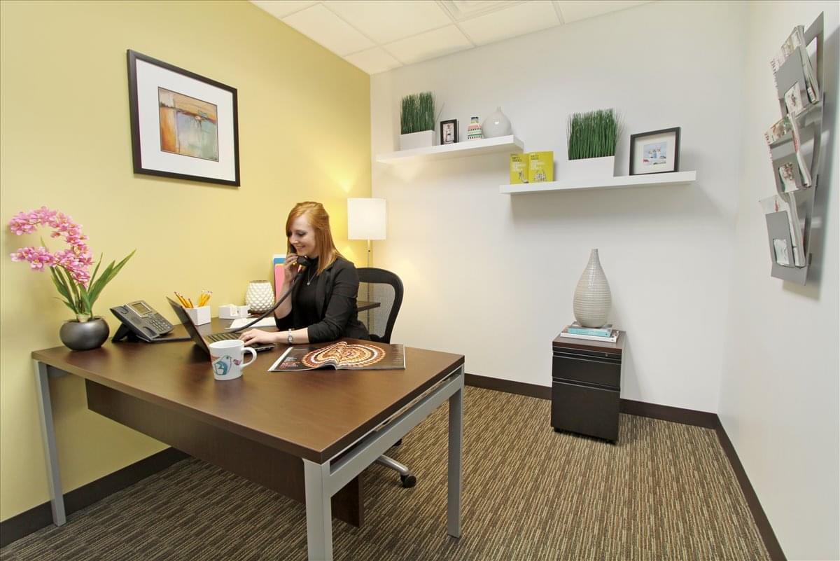 Prairie Glen Corporate Campus, 2700 Patriot Blvd Office Space - Glenview