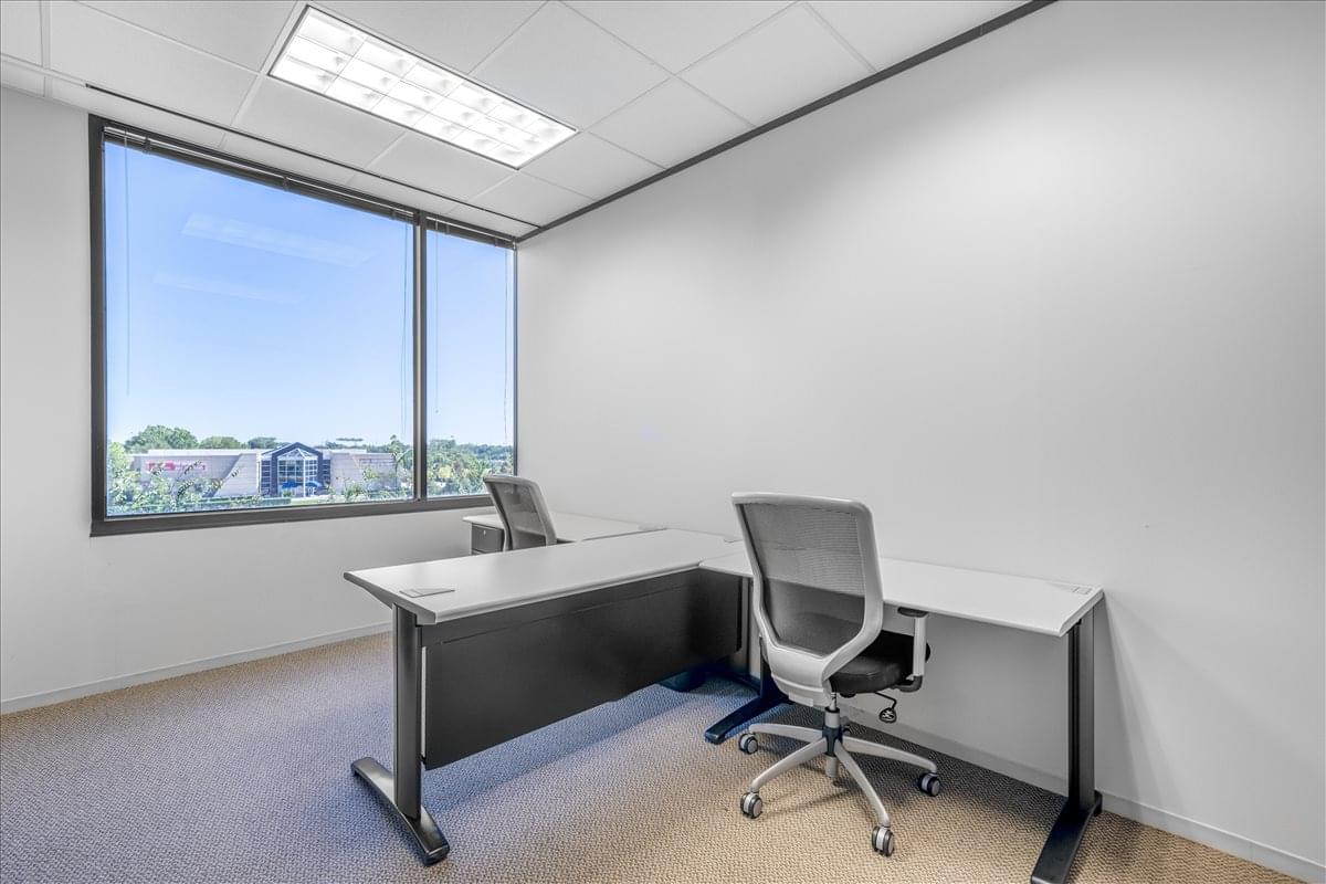 Commerce Green One, 14090 Southwest Fwy Office Space - Sugar Land