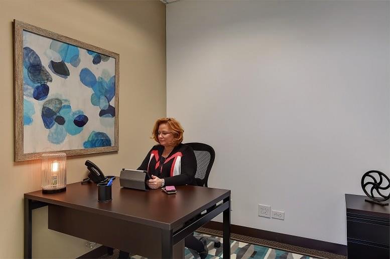 610 Old York Rd Office Images