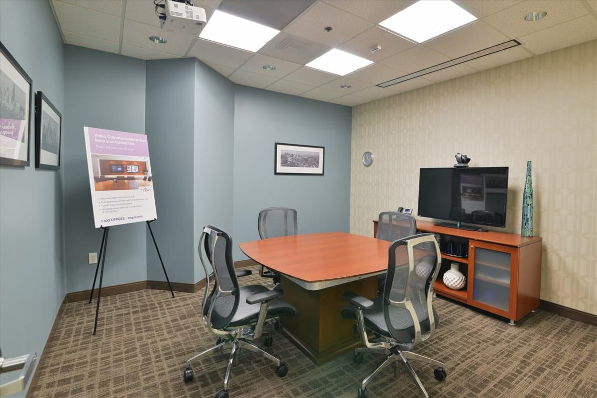 6 Centerpointe Dr, Buena Park Office Space - La Palma