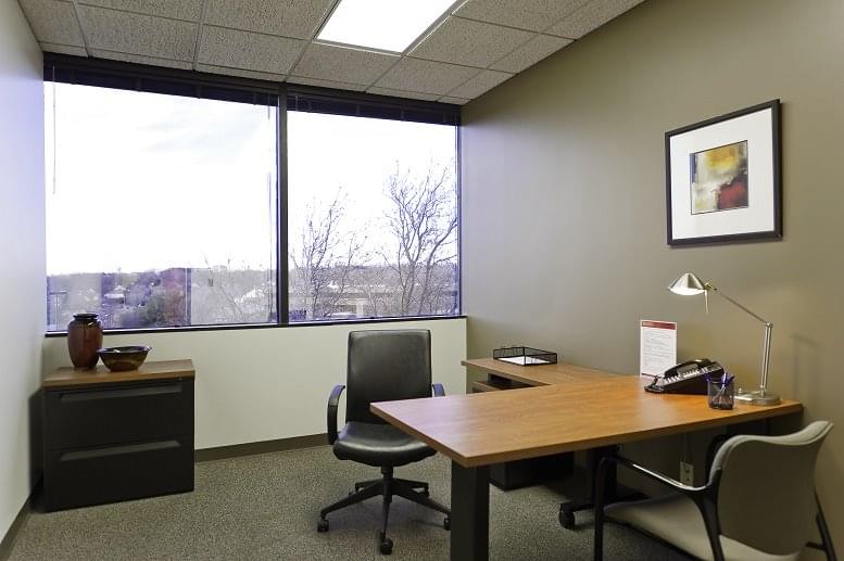 1129 Northern Blvd, M Office Space - Manhasset
