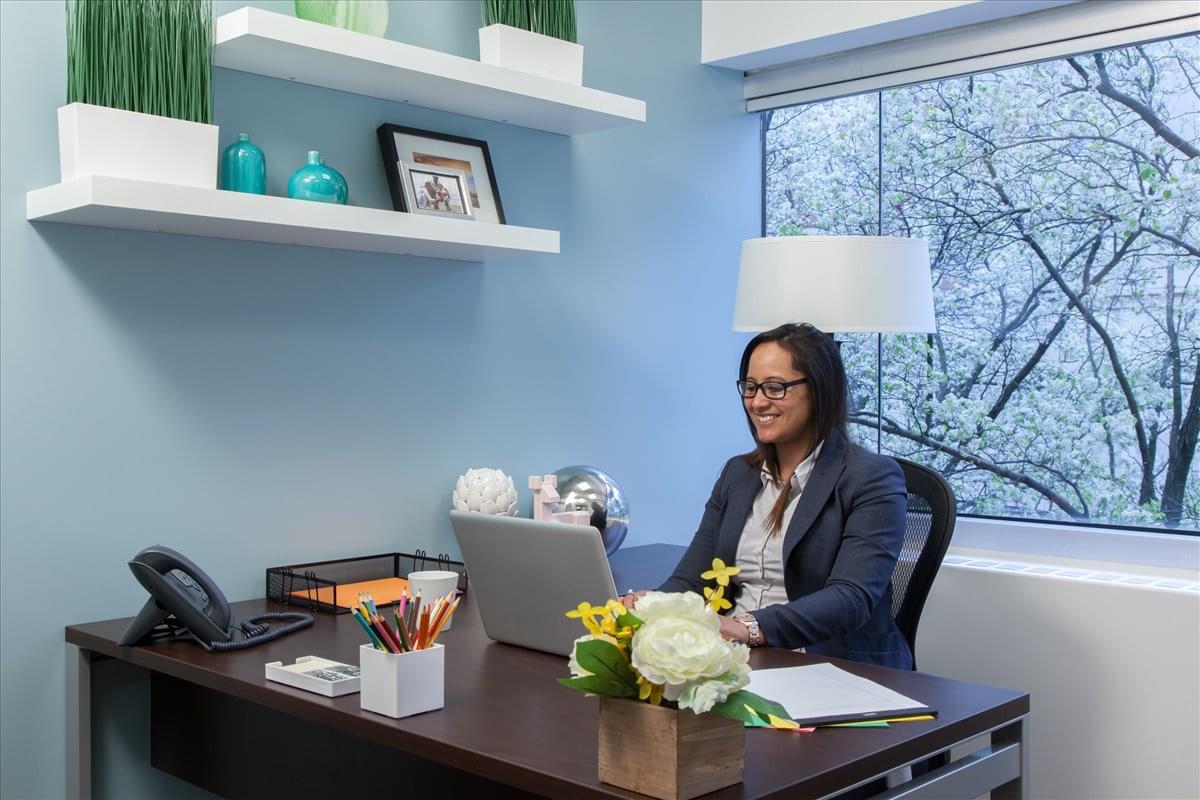 317 George St, 3rd Fl Office Images