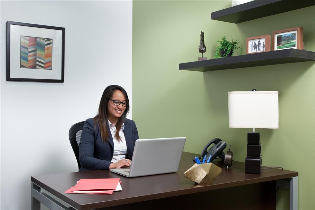 317 George St, 3rd Fl Office Images