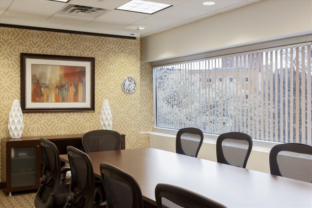 317 George St, 3rd Fl Office Images