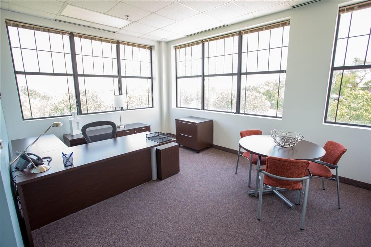 1452 Hughes Rd Office Images