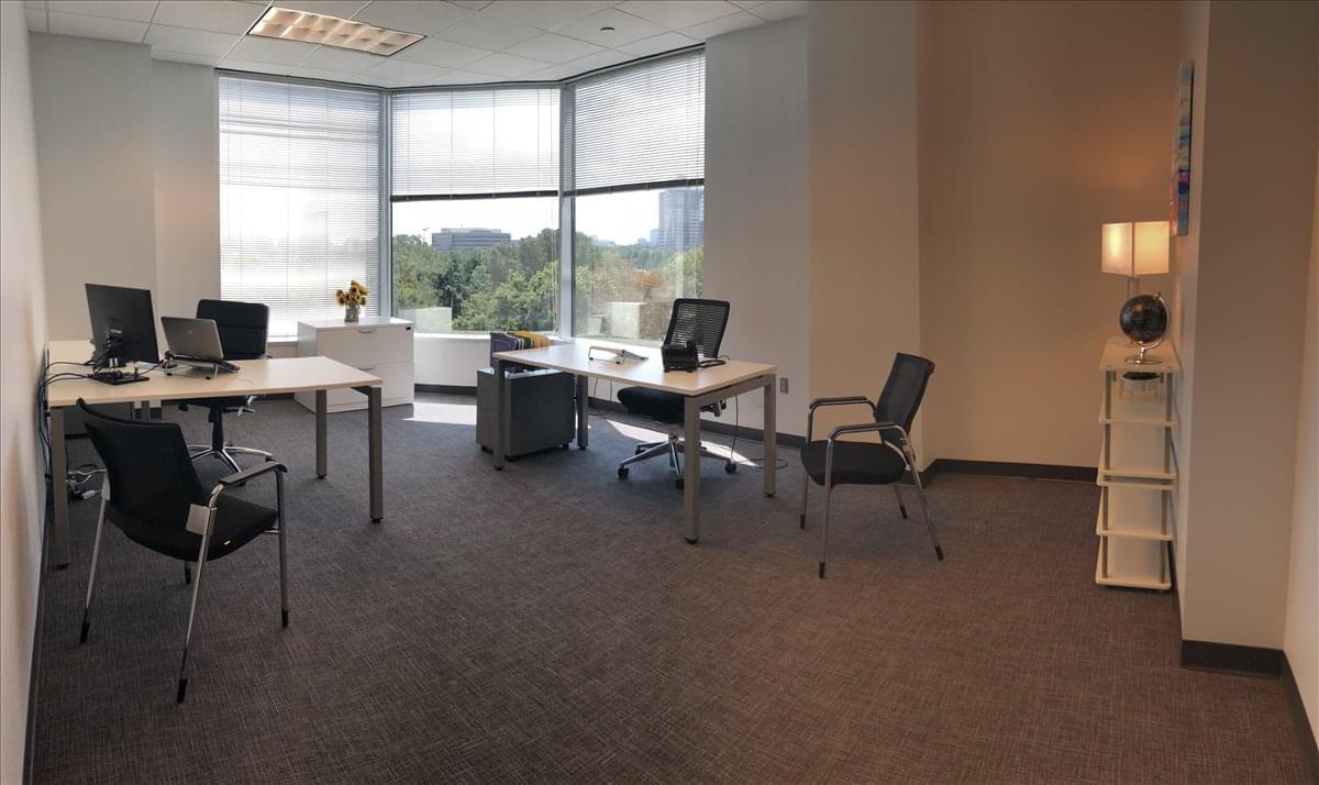 Crown Pointe, 1050 Crown Pointe Pkwy, Dunwoody Office Space - Atlanta