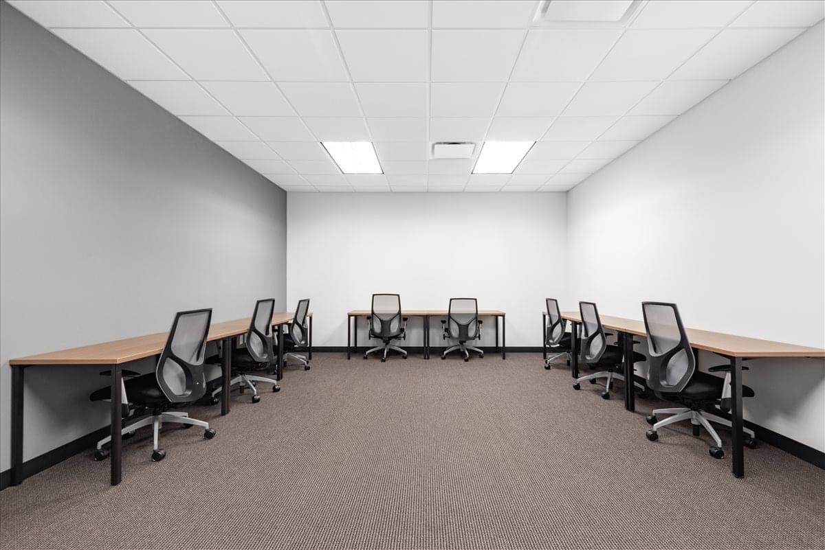 28 Valley Rd Office Images