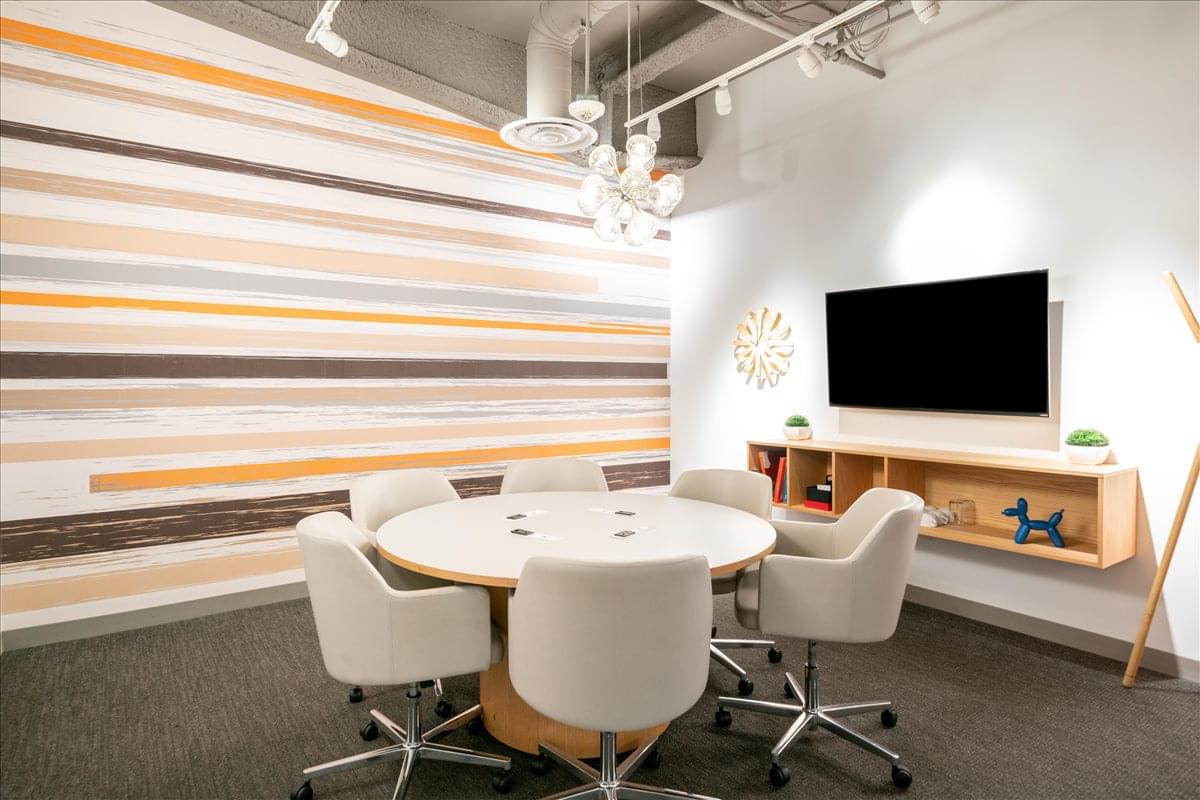 145 S Fairfax Ave Office Images