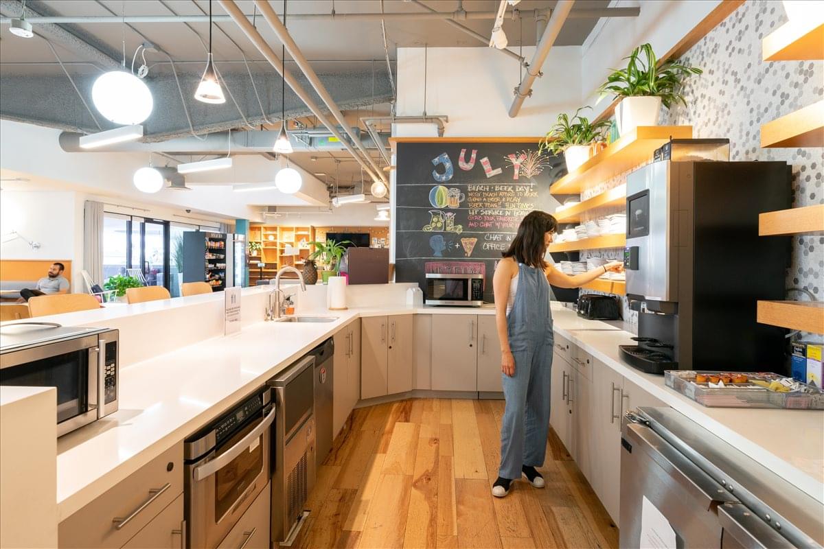 145 S Fairfax Ave Office Space - Los Angeles