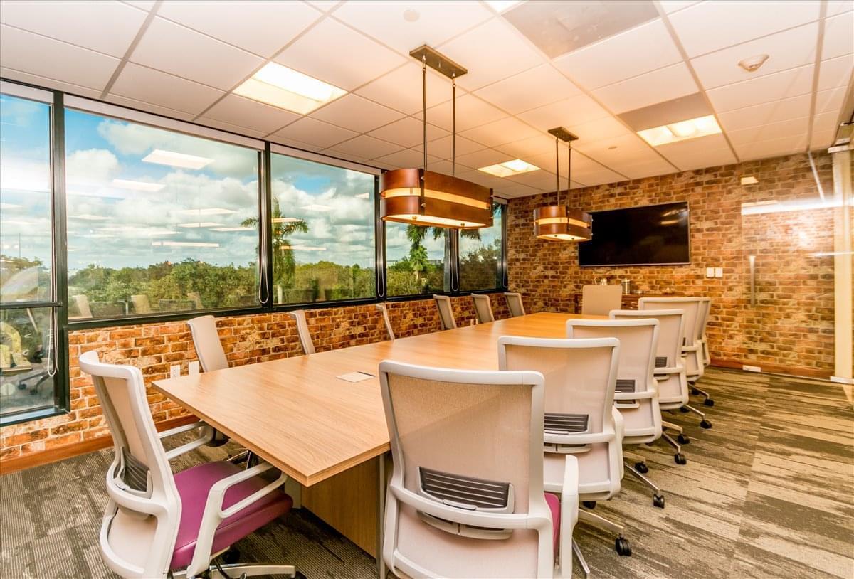 150 S Pine Island Rd Office Space - Plantation