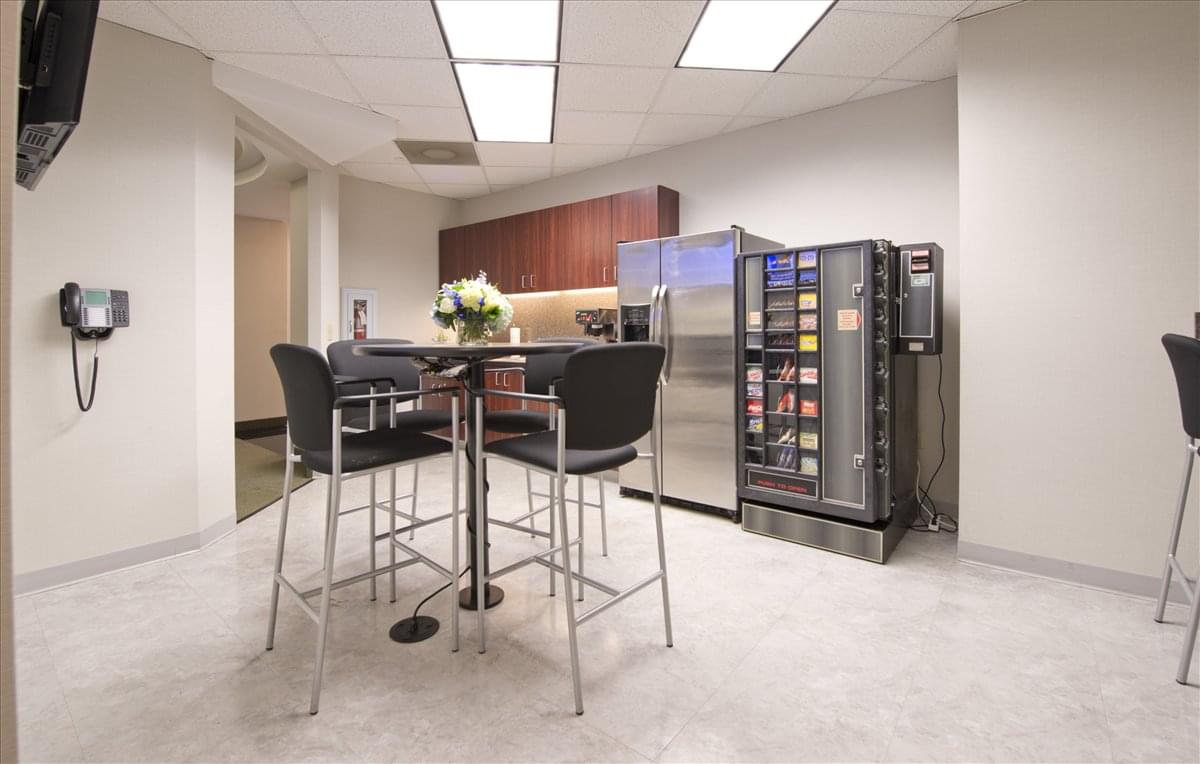 600 W Germantown Pike, Plymouth Meeting Office Space - Plymouth Meeting