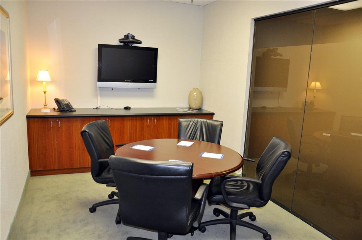 One Greentree Centre, 10000 Lincoln Dr E, Evesboro Office Space - Marlton