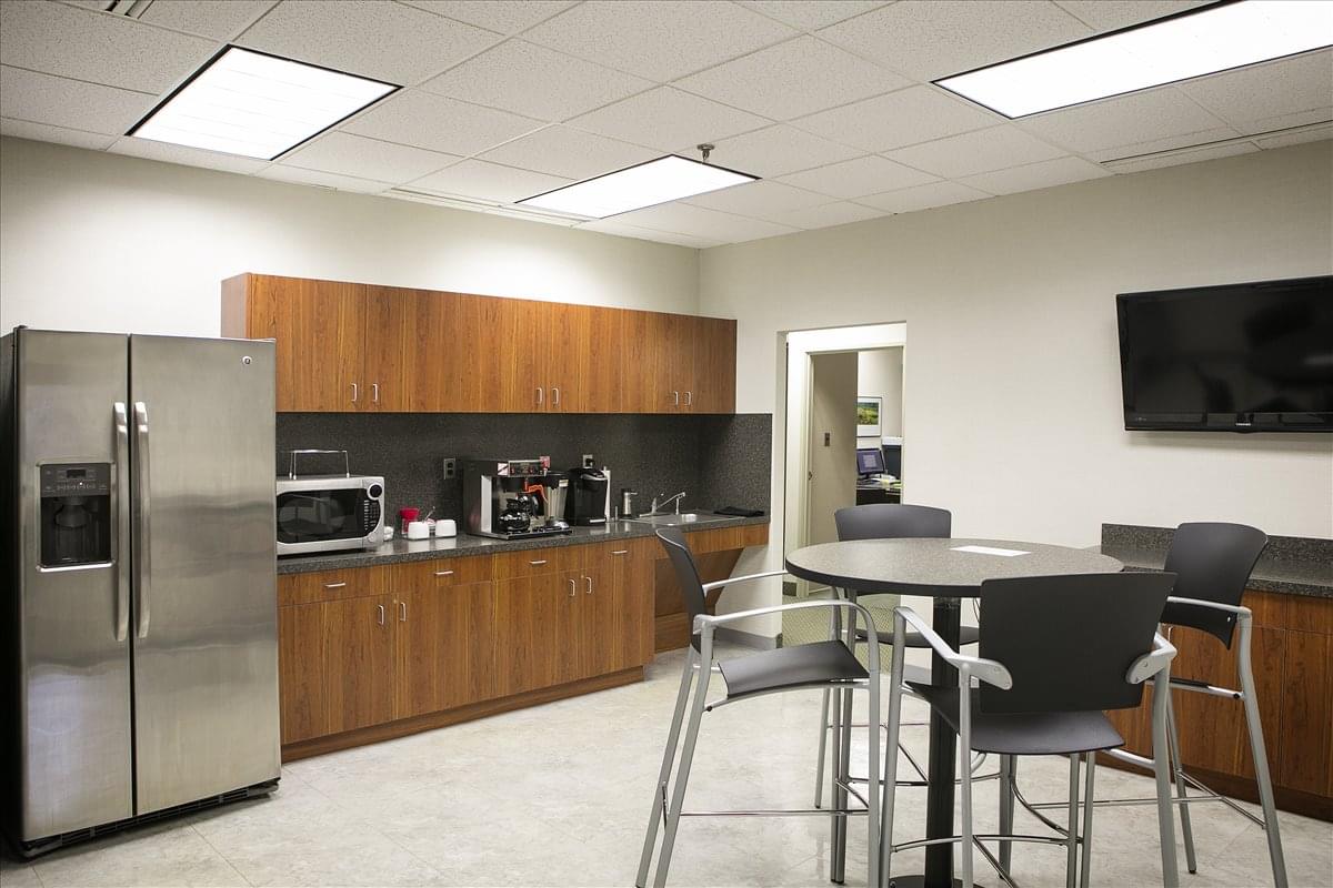 One Greentree Centre, 10000 Lincoln Dr E, Evesboro Office Space - Marlton