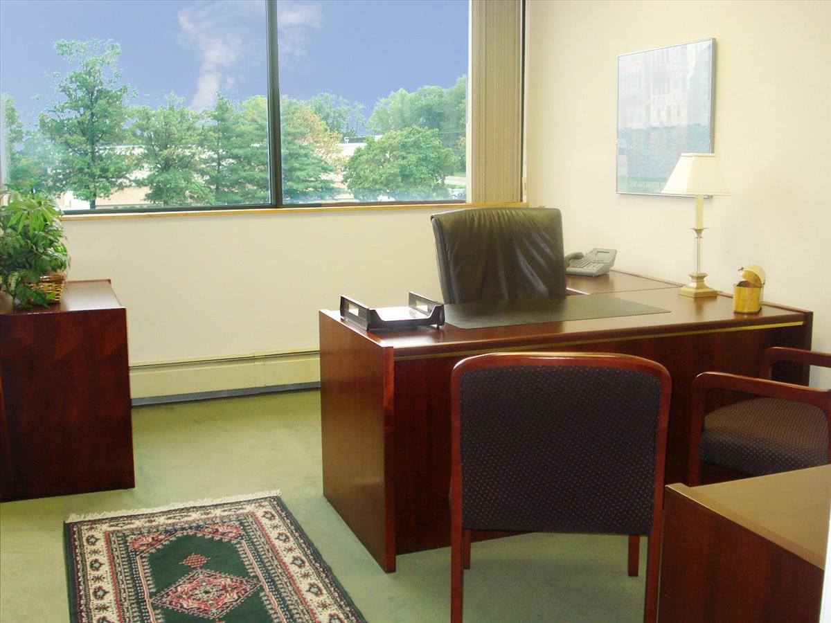 One Greentree Centre, 10000 Lincoln Dr E, Evesboro Office Space - Marlton