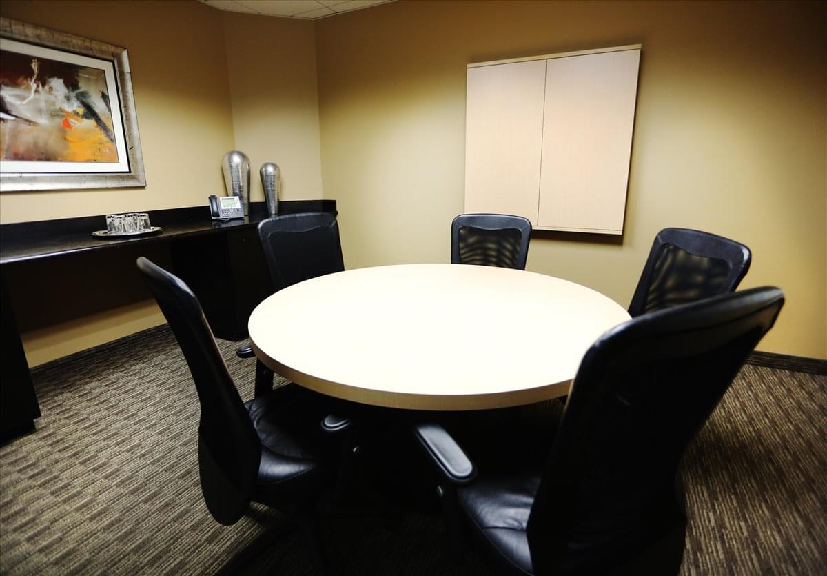 Pacific Pointe Center, 879 W 190th St, Gardena Office Space - Torrance