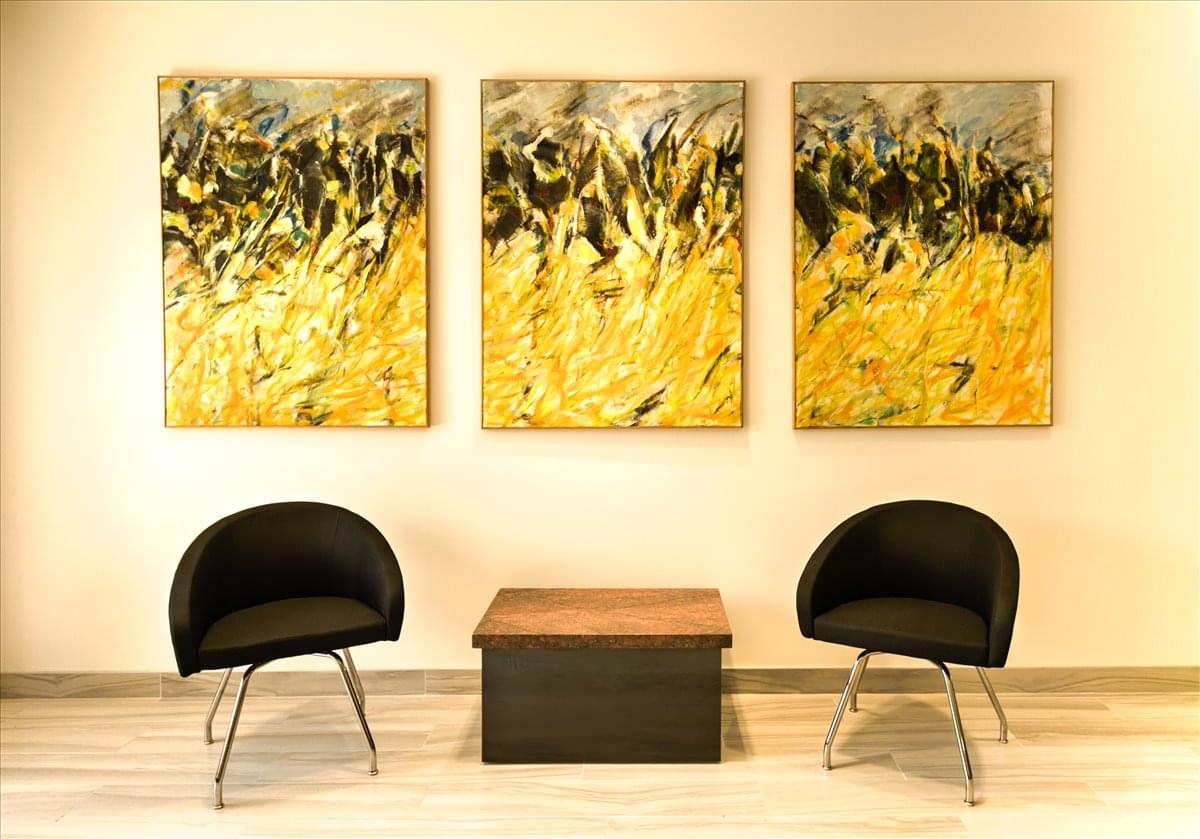 74-710 CA-111 Office Images