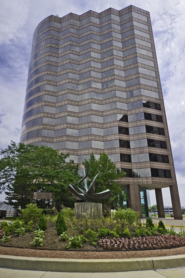 One Lincoln Centre available for companies in Oak Brook