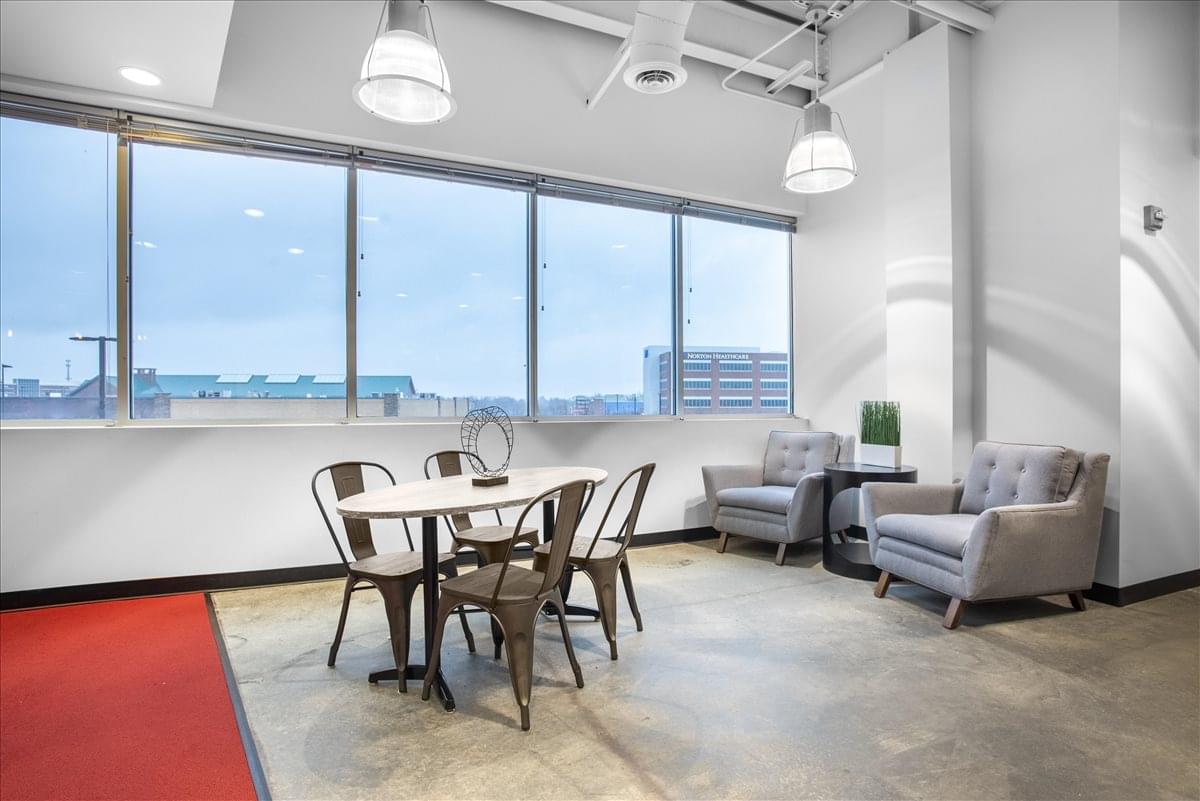 Brownsboro Crossing, 9850 Von Allmen Court Office Space - Louisville