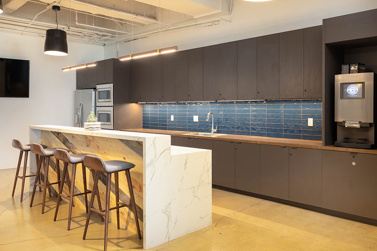 222 N Sepulveda Blvd Office Space - El Segundo