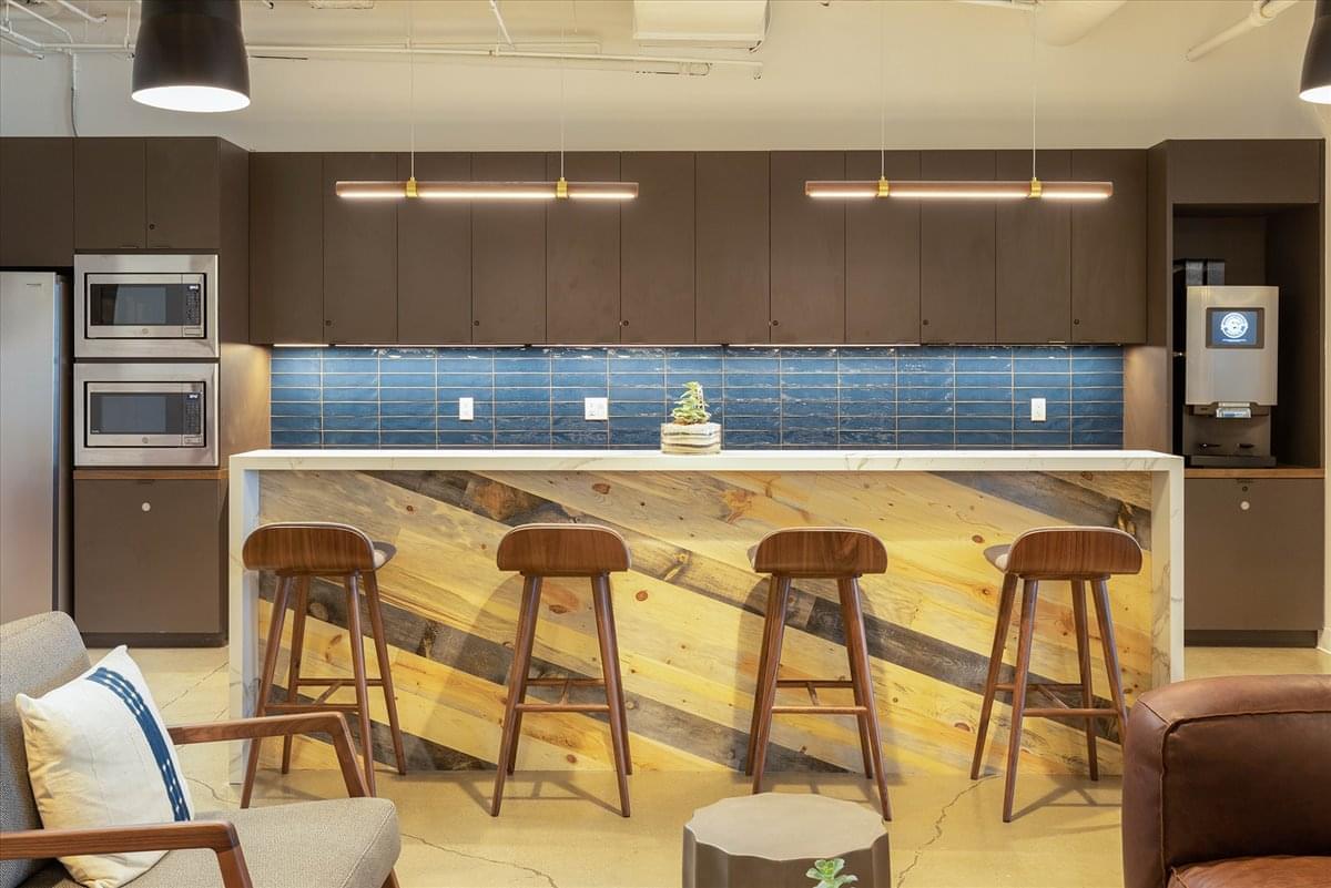 222 N Sepulveda Blvd Office Space - El Segundo