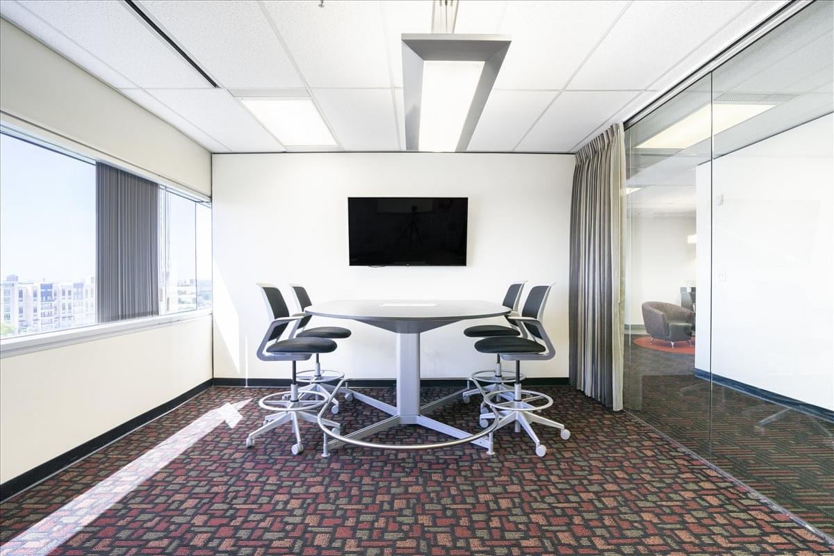 5050 Quorum Drive Office Space - Addison