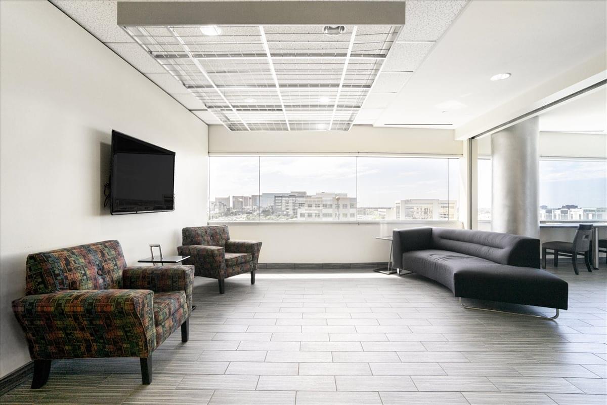 5050 Quorum Drive Office Space - Addison