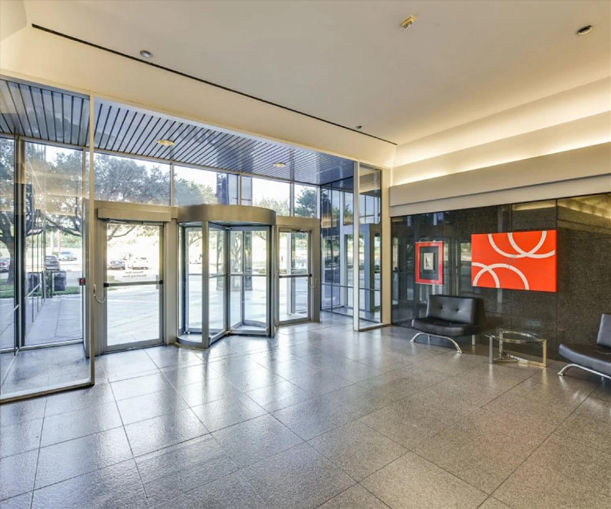 2300 Valley View Ln Office Space - Irving