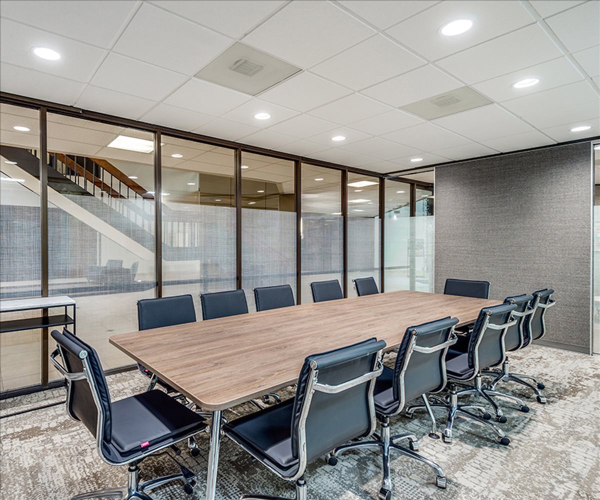 Northwest Central, 5600 NW Central Dr, Fairbanks / Northwest Crossing Office Space - Houston