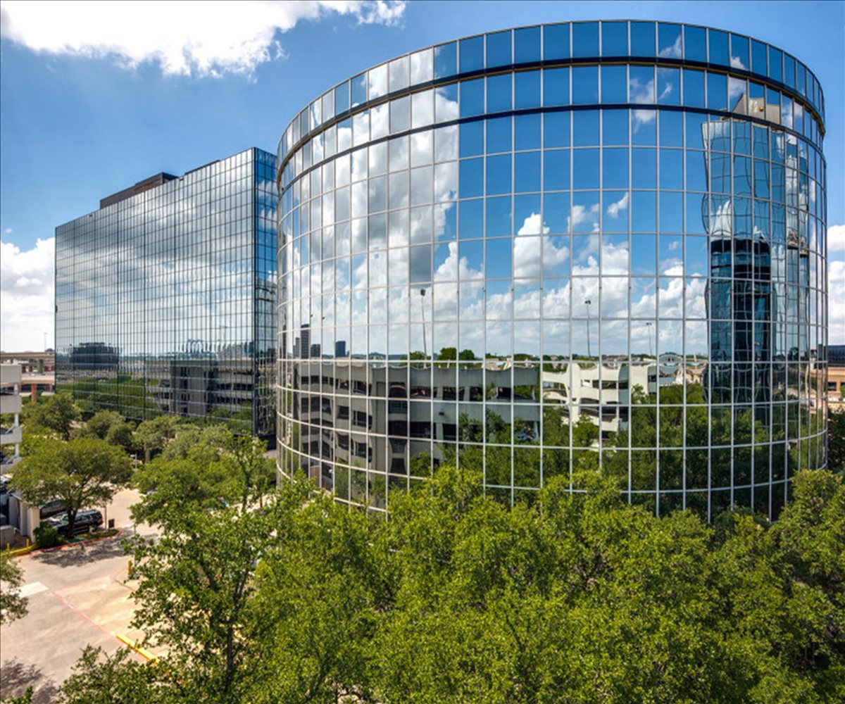 Executive Center II & III available for companies in North Dallas