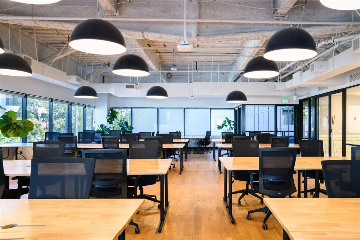 520 Broadway, Suite 200 Office Space - Santa Monica