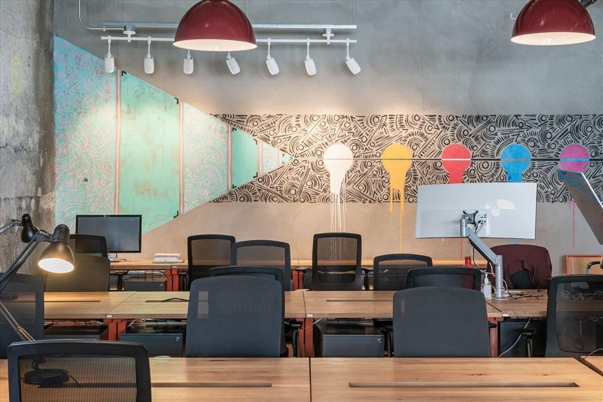 312 Arizona Ave Office Images