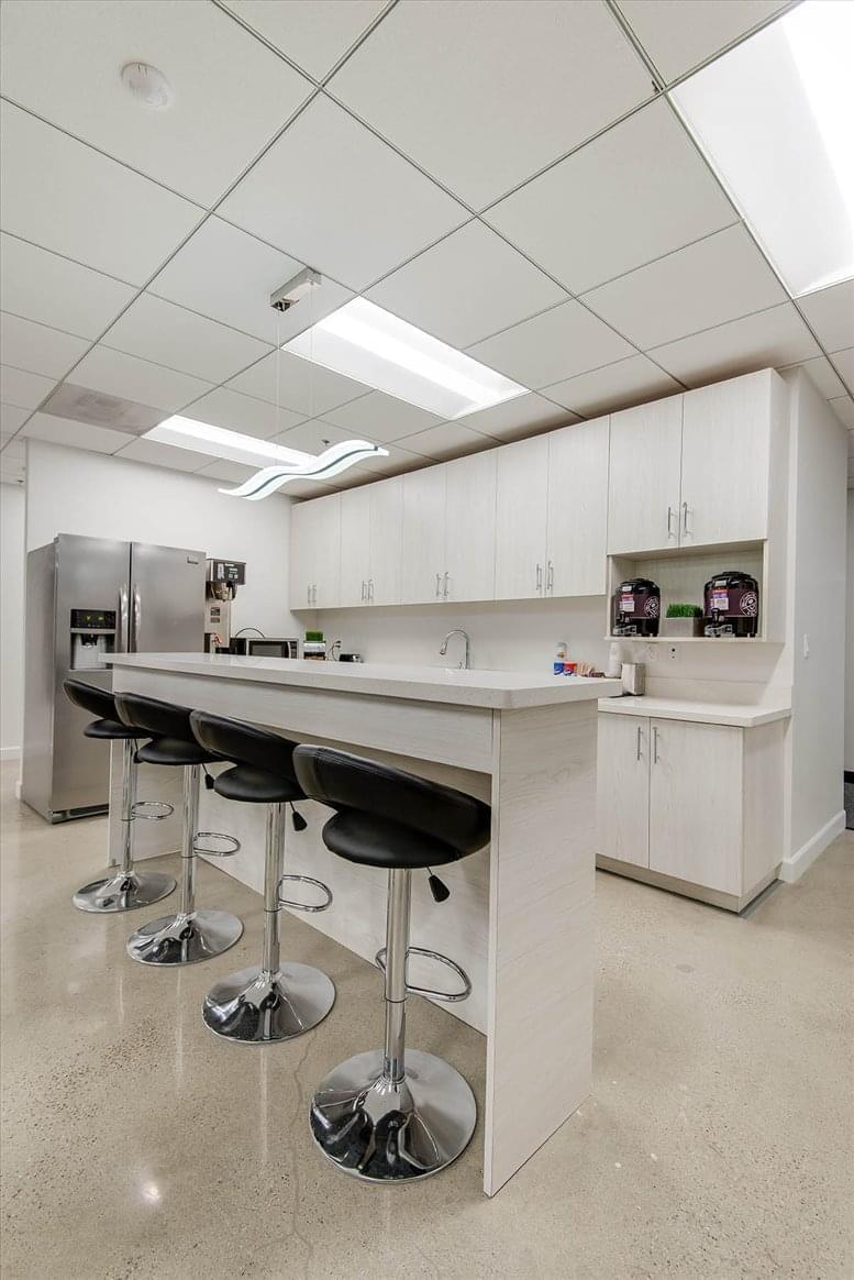 811 Wilshire Blvd, 17th Fl Office Space - Los Angeles