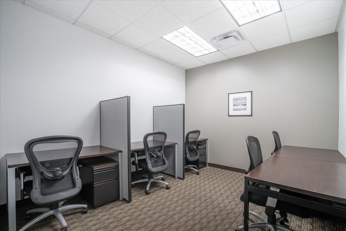 Union Hills Office Plaza, 2550 W Union Hills Dr, Deer Valley Office Space - Phoenix
