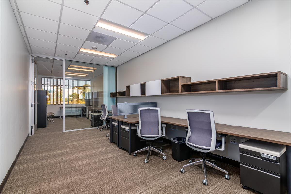 5857 Owens Ave Office Space - Carlsbad