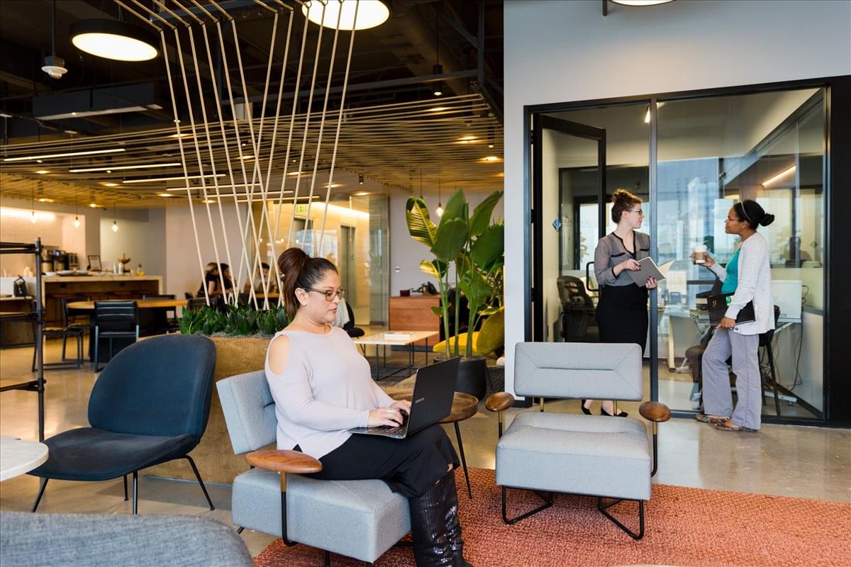 One Arts Plaza, 1722 Routh St Office Space - Dallas