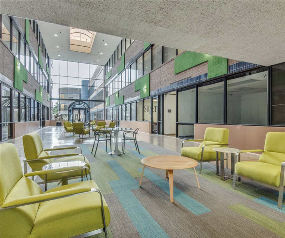 Northbrook Atrium Plaza, 2351 W Northwest Hwy Office Images