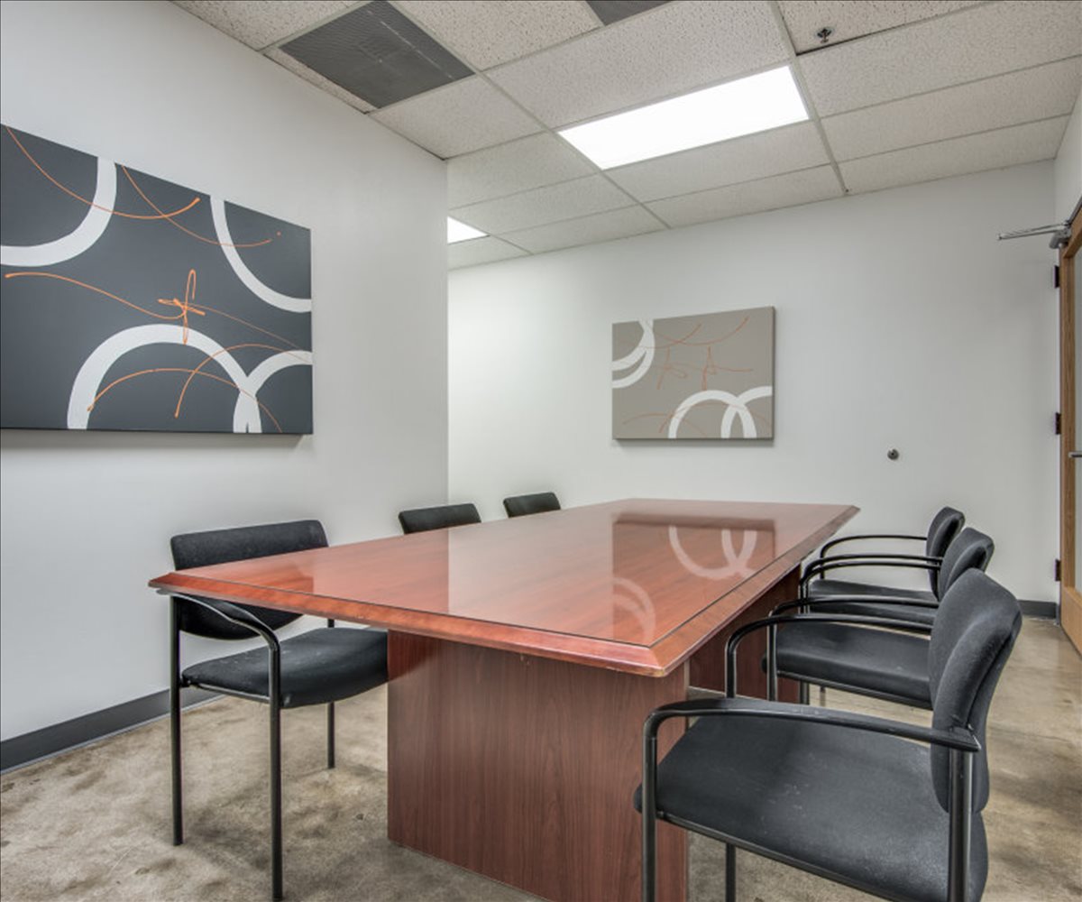 Lyndon Office Plaza, 10925-10945 Estate Lane, Lake Highlands Office Images