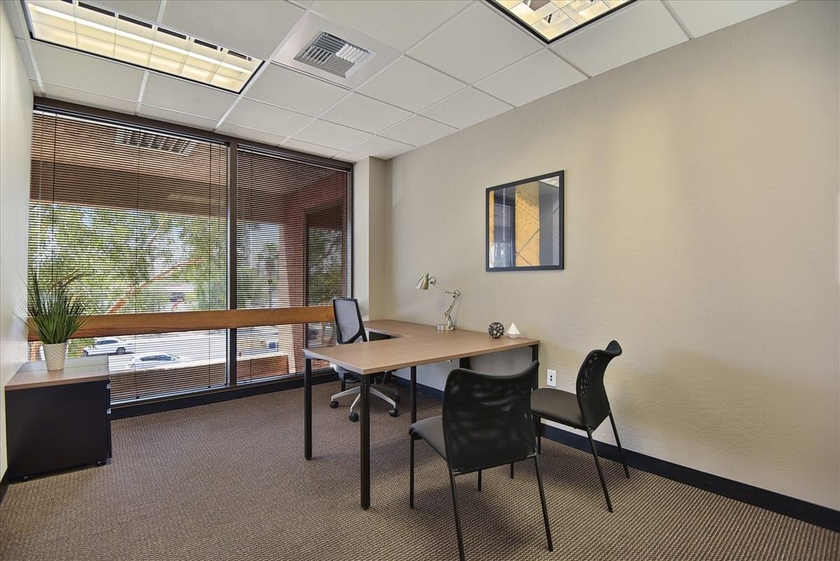Wells Fargo Plaza, 64 E Broadway Rd Office Space - Tempe