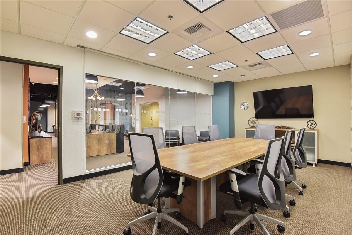 Wells Fargo Plaza, 64 E Broadway Rd Office Space - Tempe