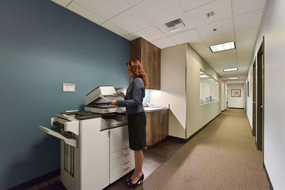 Wells Fargo Plaza, 64 E Broadway Rd Office Space - Tempe