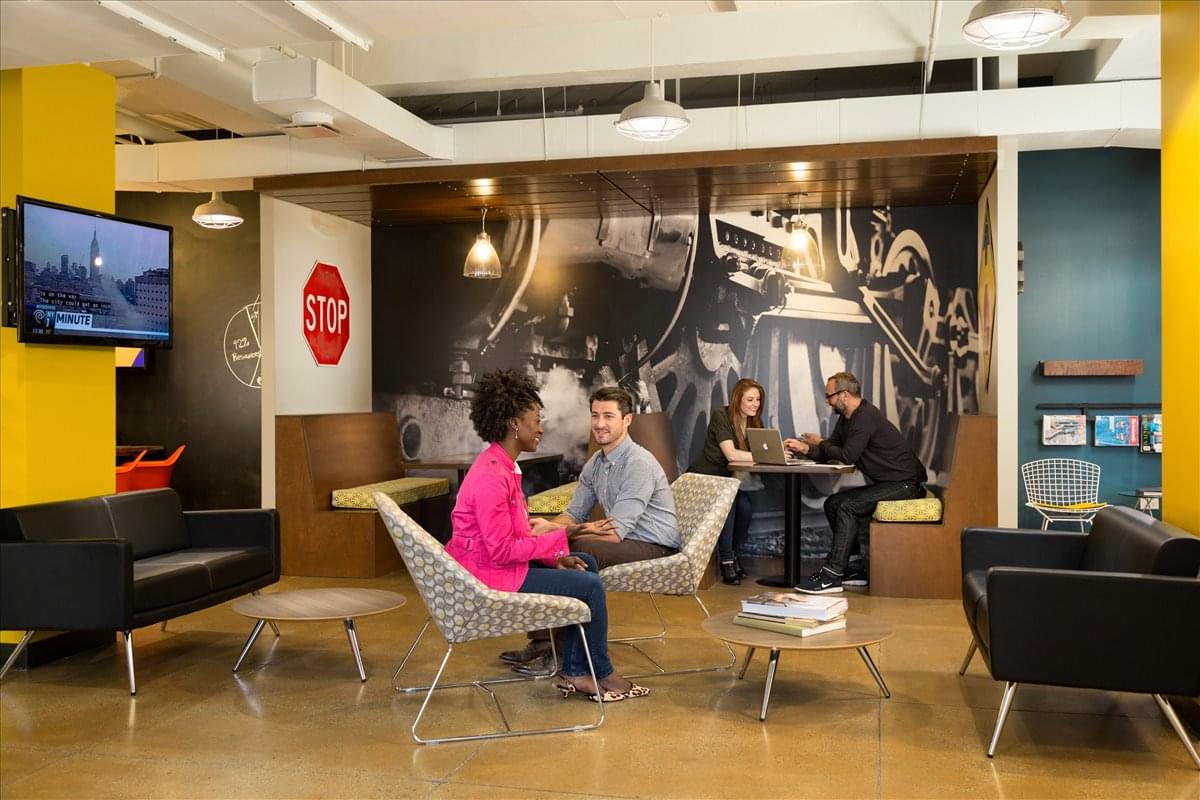4757 The Grove Dr Office Images
